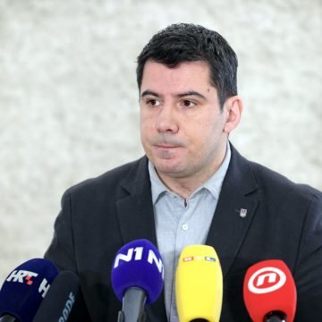Inicijativa Mosta za smjenu ministara. “Unatoč Grbinovom crvenom svjetlu, podržali su nas Socijaldemokrati i Beljak”
