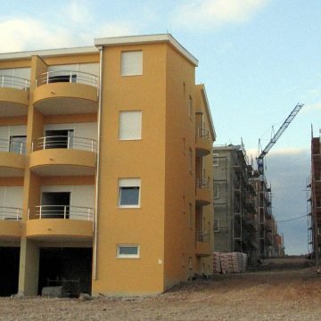 OVO JE ZABRINJAVAJUĆE: Hrvatima  stanovi postaju preskupi, ali zato sve više nekretnina kupuju stranci
