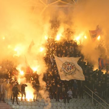 Sociolog koji je napisao knjigu o Torcidi:  Policija na stadionima je “mamićevska”. A evo što je rekao o korištenje hladnog  i vatrenog oružja