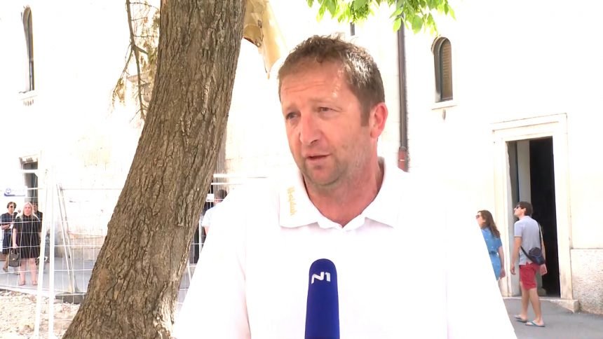 Hajdukovac Čirko održao misu za navijače. “Želio bih da Torcida danas pokaže mir, da nisu nikakvi divljaci nego dobri momci”