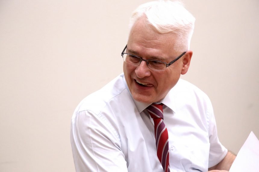 SJEDI JEDAN: Josipović tvrdi da Milanović i Plenković nisu napravili ništa za Hrvate u BiH. A što bi onda rekao za sebe