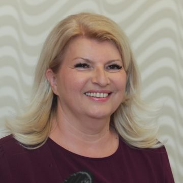 Održan Okrugli stol “Ovčara – zločin bez kazne”: Znamo tko zna gdje su grobnice i tko su počinitelji
