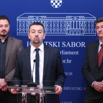 Suverenisti: Nema šanse da je samo petero ljudi sudjelovalo u zločinačkom pothvatu u Ini. Imali su pomagače