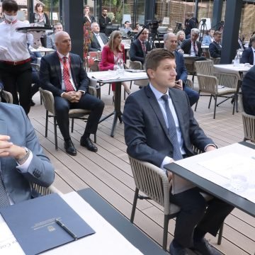 Nađijev fokus: Ovo su HDZ-ovci koji su morali znati za pljačku u Ini. Spominje i Plenkovića