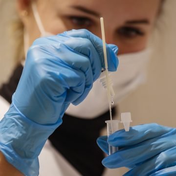 Neće valjda opet? Pojavio se novi virus u ovoj zemlji, poslano upozorenje o novoj pandemiji – prvi smrtni slučaj