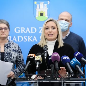 Ne želi biti dio “klike Peđe Grbina”: Gradska vijećnica, koju je možemovac prostački opsovao, napušta Klub SDP-a