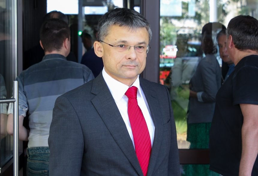 Nikola Grmoja: Ministar Radman i dalje proganja diplomata koji se bori protiv korupcije