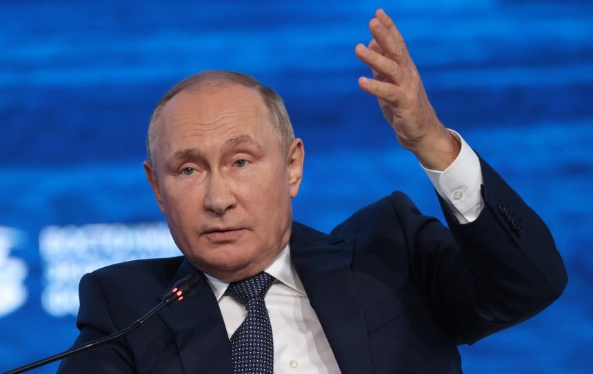 PODRŽALA UKRAJINU: Putin popularnu  Zemfiru proglasio stranom agenticom