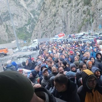 Slika govori više od tisuću riječi: Mladi Rusi masovno bježe od Putina. Ne žele sudjelovati u agresiji na Ukrajinu