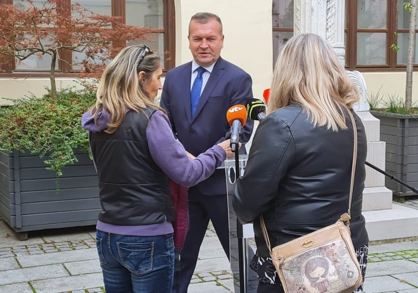 HDZ-ov župan Stričak je lagao: Bio je agresivan. Držao je mladića za vrat pa ga je odgurnuo