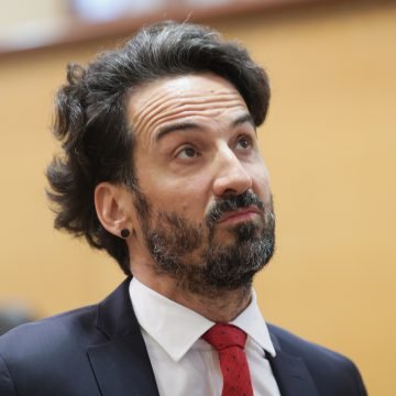 Marin Miletić doživio potop u Rijeci: Zbog izbornog fijaska dao neopozivu ostavku