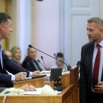 Beljak i Jandroković zaratili u Saboru: Stvarno si jadan. Vi ste diktator