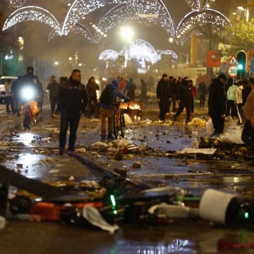 Žestoki neredi usred Bruxellesa: Žestoki sukobi marokanskih navijača i belgijanske policije