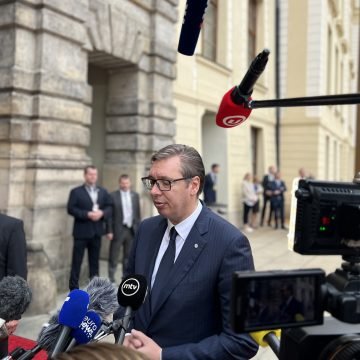 Vučić potpuno izgubio kontrolu: Srpkinju s Kosova nazvao srpskim ološem s dna kace