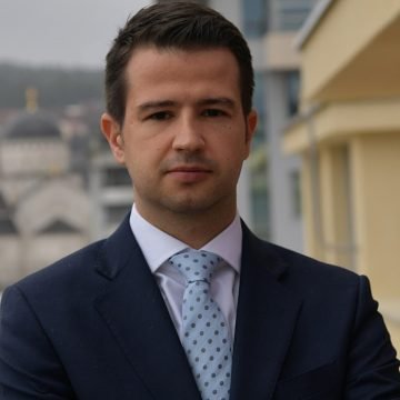 IZBORI U CRNOJ GORI: Ovo  je europski orijentiran Jakov Milatović koji bi u drugom krugu mogao pobijediti korumpiranog  Đukanovića