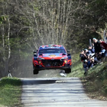 Gledatelji WRC-a Croatia se potukli i završili na stazi. Tragedija izbjegnuta u zadnji tren