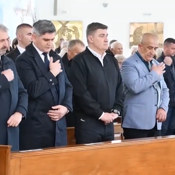 VIDEO: HDZ-ovac dijeli snimku Milanovića na misi: Ne želi se prekrižiti, ignorira svećenika. Što radi u crkvi?