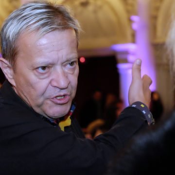 Emir Hadžihafizbegović poslao poruku srpskom političaru: Uznemiren sam i plačem. Nadam se da je ovo samo san