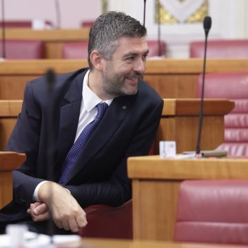 HDZ-ovac koji osjeća bilo naroda: Mato Franković osudio divljački napad na profesora