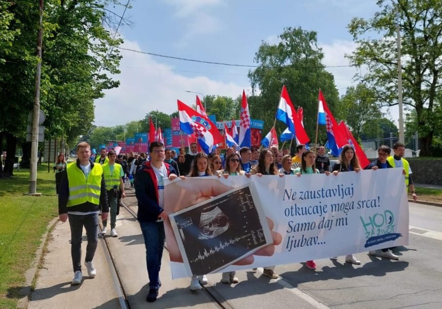 Hod za život u Osijeku i Zadru: Što će nam sva prava ako svako nerođeno dijent nema pravo na život