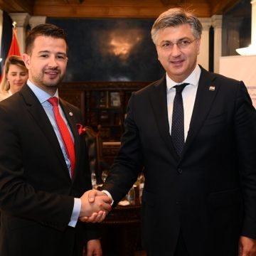 Plenković se razgoropadio: Predsjedniku Crne Gore usred Podgorice “izdiktirao” što sve traba napraviti