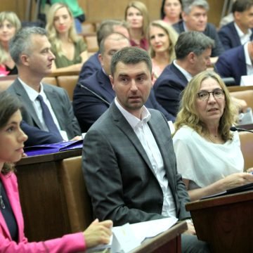 Ministar Filipović je ostavio bolji dojam od šefa HEP-a: Frane Barbarić bi se trebao zabrinuti zbog izjave ministra Butkovića