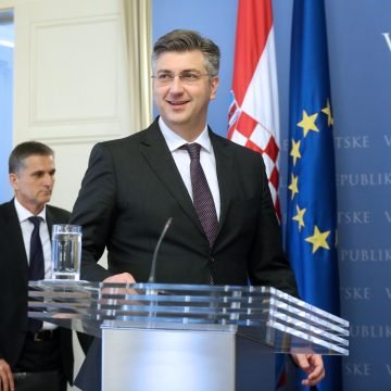 Puhovski: Možda Plenković “plinom za cent” kupuje koaliciju s Domovinskim pokretom