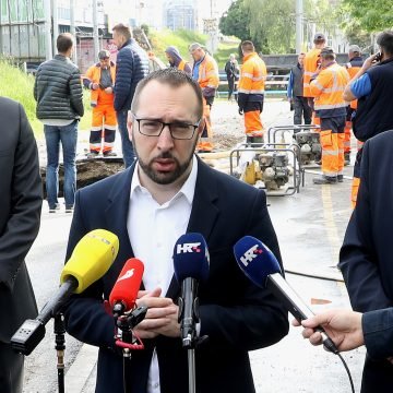 Trpimir Goluža “osnovano sumnja”: Tomašević uljebljuje nesposobnog SDP-ovca i daje mu “menadžersku” plaću?