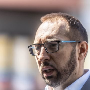 Zagreb je postao nepokošeni grad: Imamo džunglu. Pa kod nas raste šikara od dva metra