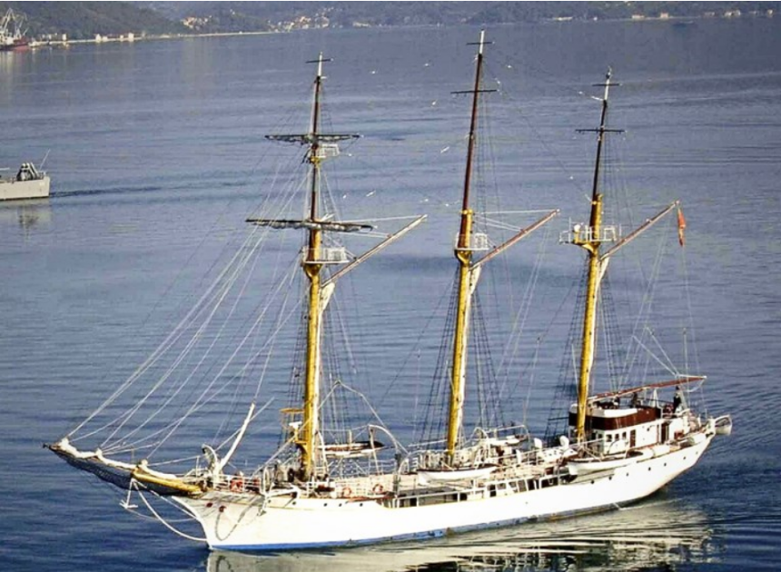 Hladan tuš iz Crne Gore: Brod Jadrana je naš. Tu nema ništa sporno