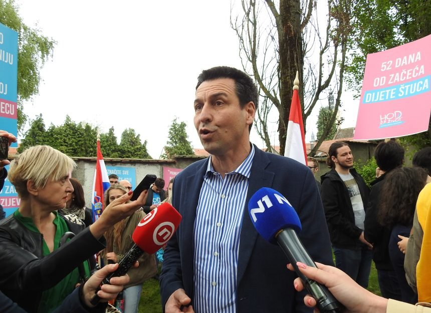 Ladislav Ilčić o povratku Europe na “konzervativni put”: Muškarac nikad neće moći biti žena. I nije svaki izbor jednako vrijedan