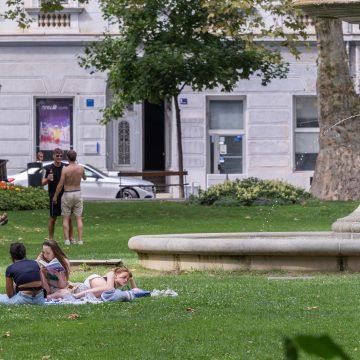 Ovi dijelovi Europe gore: Temperature se penju i do 46 stupnjeva, zatvaraju se škole… – uvedeno stanje pripravnosti