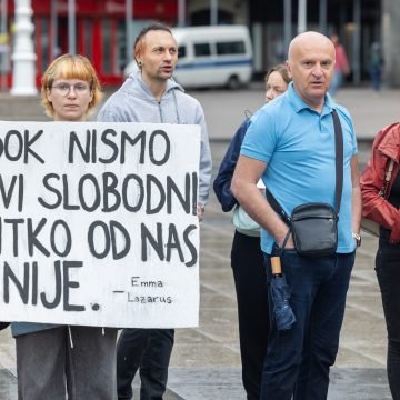 Fred Matić kritizirao Poljake i Mađare, a onda se okomio na molitelje: To je politički skup, dobro financiran i organiziran