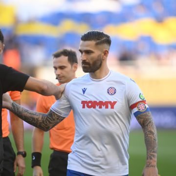 Bahati Erceg “lomio kosti” igračima Hajduka: Livaja izgubio živce pa ga uhvatio za vrat