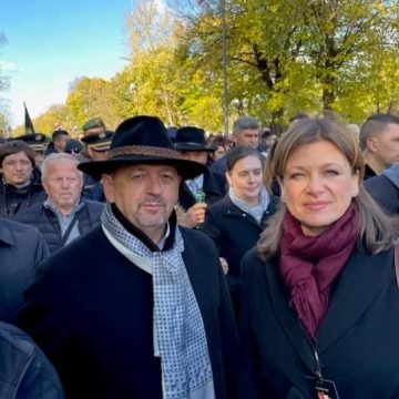 NEŠTO SE SPREMA: Je li Karolina Vidović Krišto jučer u Vukovaru predstavila svog koalicijskog partnera?