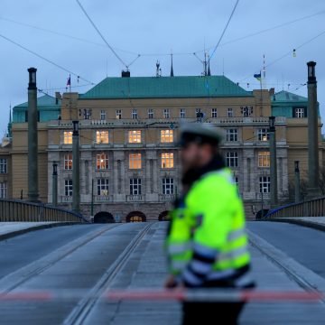 Terorizam u Nizozemskoj: Nožem ubijen stanovnik Rotterdama. Napadač uzvikivao  “Allahu ekber”