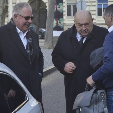 Čedo Prodanović izgubio kompas: Diže u nebesa korumpiranog Ivu Sanadera