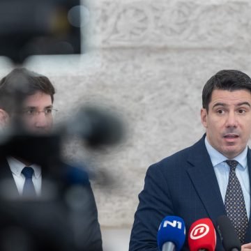 Grmoja otkrio zašto Sandra Benčić ne želi Most: A Plenković? Njegova Vlada tjera Hrvate, a uvozi migrante