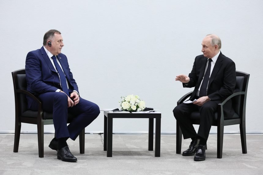 Milorad Dodik se vratio sa “istočne turneje”: Putin nas podržava. Ne želi BiH u NATO savezu, a voli Republiku Srpsku