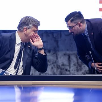 Ćurić kod Ladišića: Jedna političarka je plakala i klečala pred Jadrankom Kosor, ali ni Plenkoviću neće biti lako. Slavonski HDZ ne želi jednog ministra