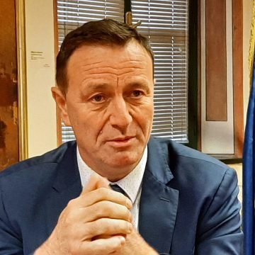 Trgovanje utjecajem i davanje mita: Uskok podigao optužnicu protiv gradonačelnika Varaždina – evo za što ga terete