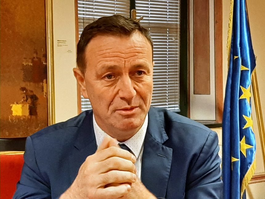 Trgovanje utjecajem i davanje mita: Uskok podigao optužnicu protiv gradonačelnika Varaždina – evo za što ga terete