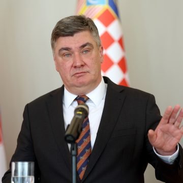 Kalkulant Milanović se “zabarikadirao” na Pantovčaku: Neće podnijeti ostavku, a izgleda da neće biti ni na listi SDP-a