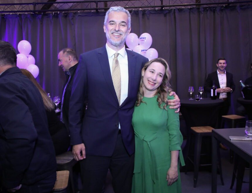 Miletić u sukobu s bračnim parom: Svađe zbog mjesta za Europski parlament. Nino Raspudić i Marija Selak Raspudić napuštaju Most?