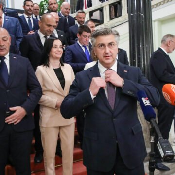 Profesor o plaći premijera i ministara: Mogu se složiti da su male. Ali kada vidite rezultate…