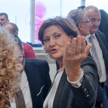 Martina Dalić objasnila kako je Podravka kupila poljoprivredno zemljište od Fortenove: A onda je ponovila da je nesposobni Ivica Todorić upropastio Agrokor