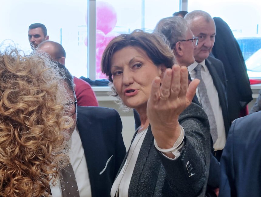 Martina Dalić objasnila kako je Podravka kupila poljoprivredno zemljište od Fortenove: A onda je ponovila da je nesposobni Ivica Todorić upropastio Agrokor