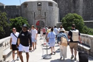 Foreign Office: Poslali upozorenje britanskim turistima koji idu u Hrvatsku - posebno pripazite na ovo, kazne su oštre, fotografija