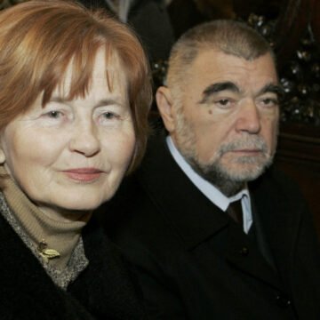 Preminula je supruga Stipe Mesića: Imala je 85 godina