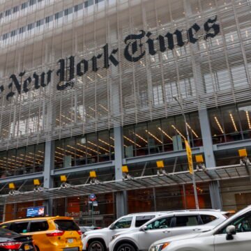 ŽELE GA SRUŠITI: New York Times objavio privatno pismo koje je majka napisala Trumpovom kandidatu za ministra obrane